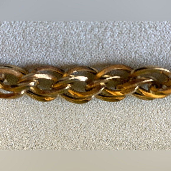 Ross-Simons Double Oval link bracelet in 18k Gold, 7 inch - Picture 6 of 9